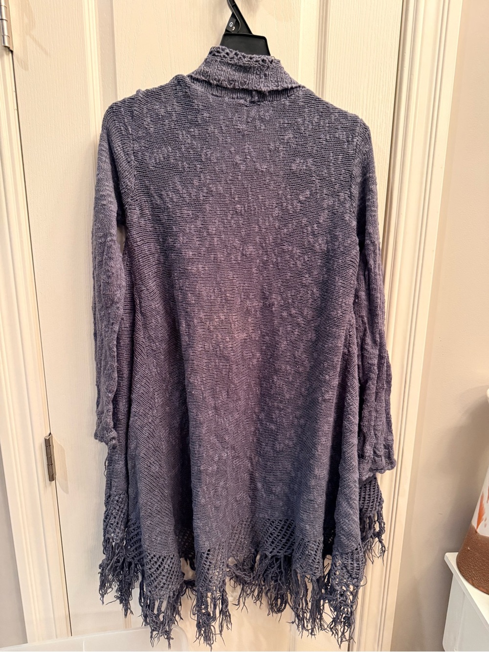 Ariat Open-Front Fringe Hem Cardigan Sweater - size large - Picture 3 of 4